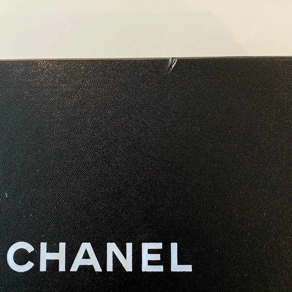 Chanel Box - Picture 2 of 7